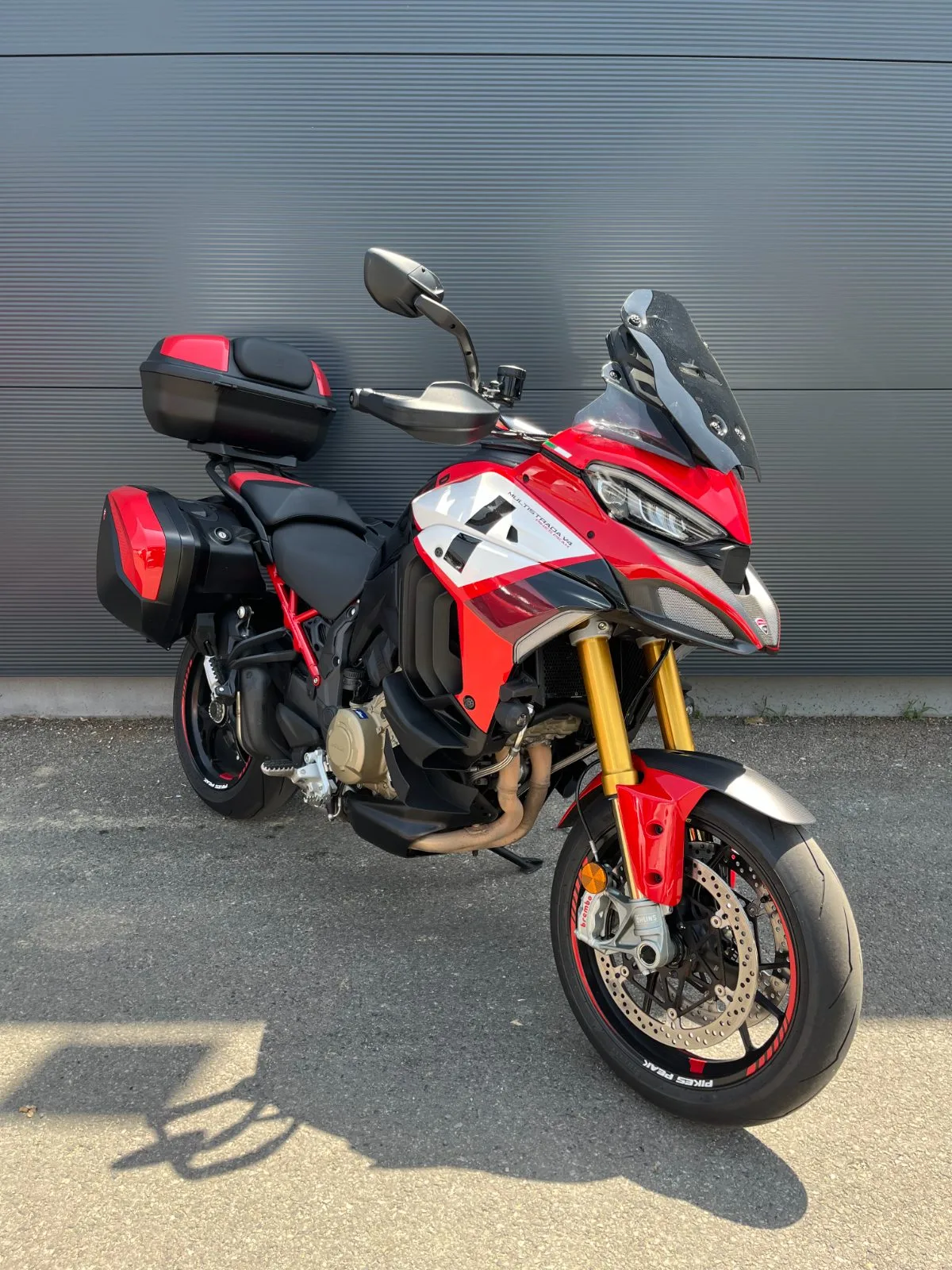KTM Multistrada V4 S Pikes Peak Radar Livery d'occasion